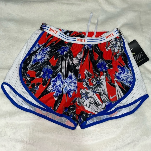 NEW NIKE Blue and Red Running Shorts - Picture 2 of 6